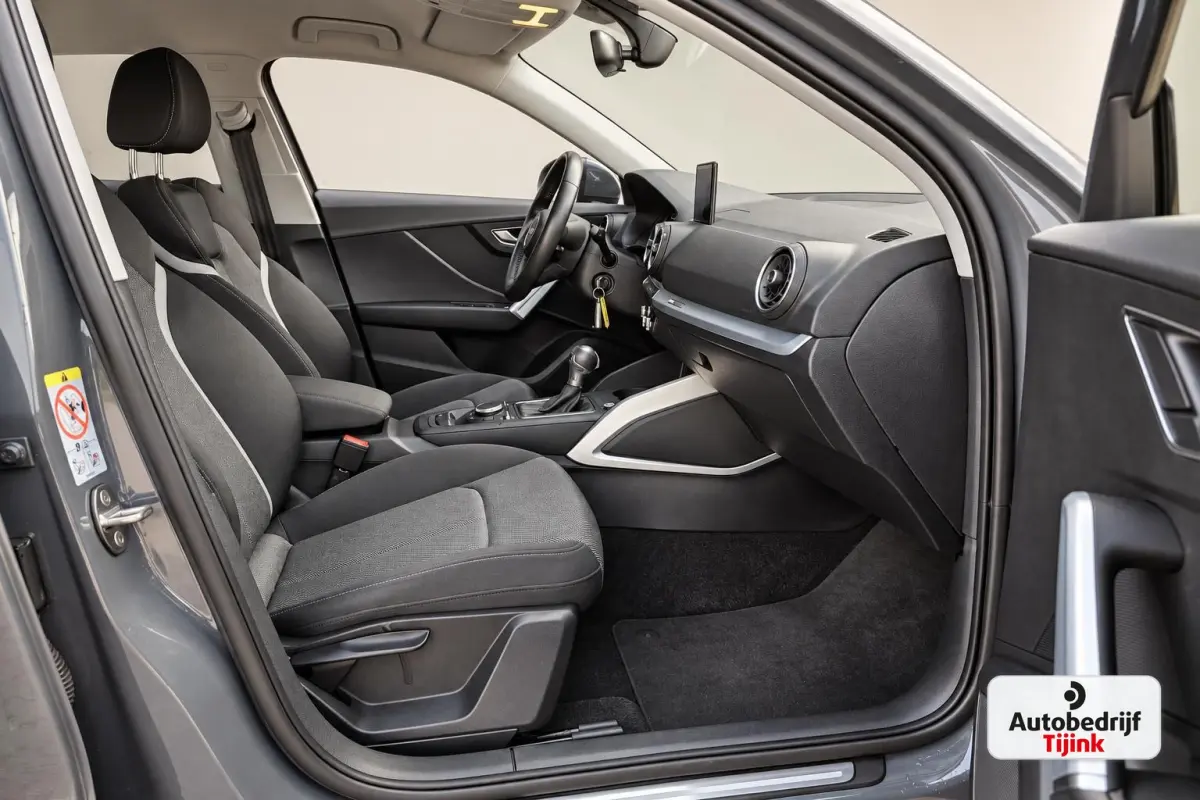 1.0 TFSI Sport Pro Line S | Automaat | LED | Trekhaak | Stoelverwarming | PDC | Cruise | LMV 18" | Navi |