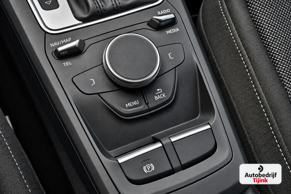 1.0 TFSI Sport Pro Line S | Automaat | LED | Trekhaak | Stoelverwarming | PDC | Cruise | LMV 18" | Navi |