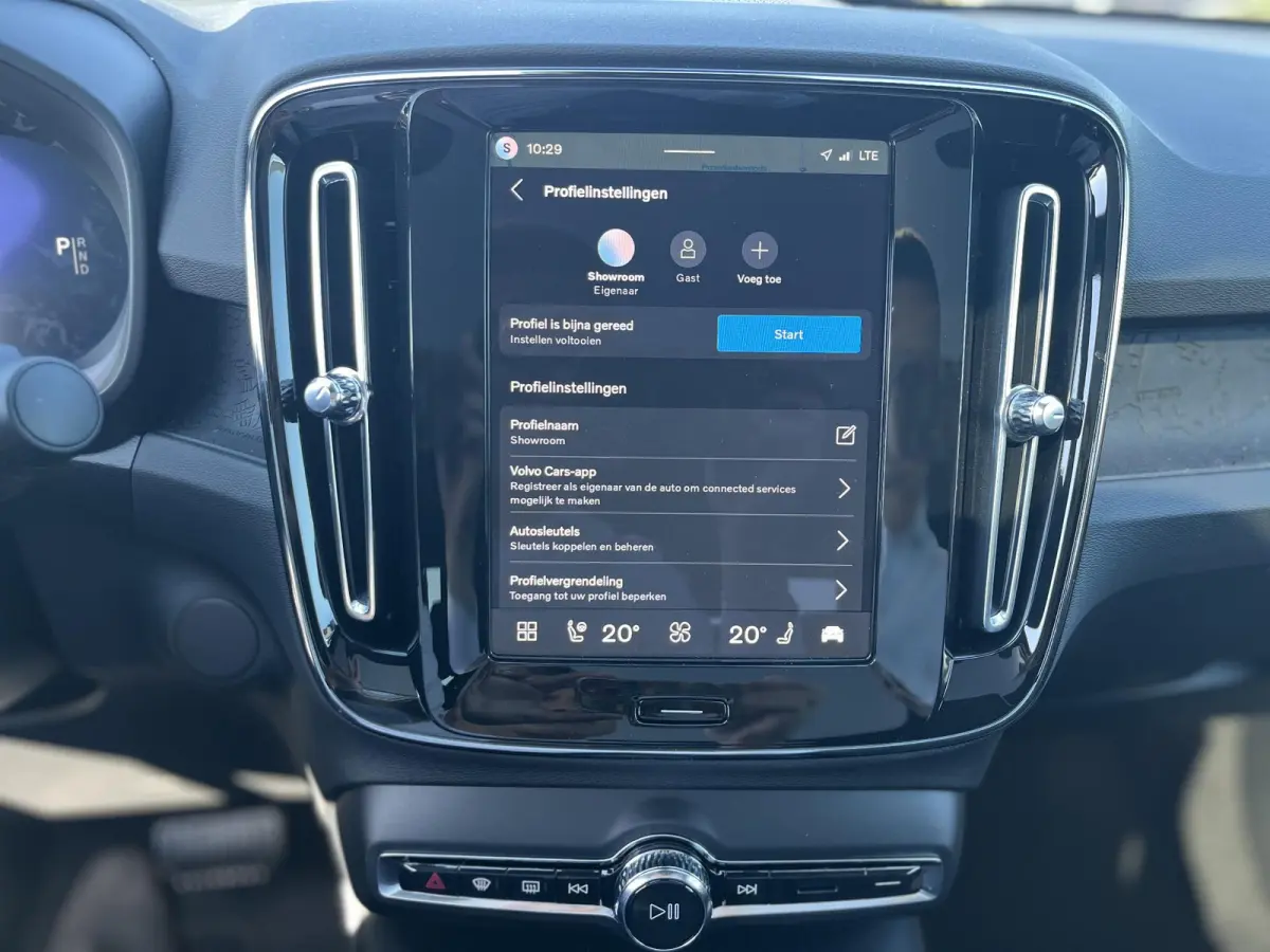 Single Motor Extended Range Plus Europa | Harman/Kardon | Memory Stoelen | 82 kWh | Getinte Ramen | Panoramadak |