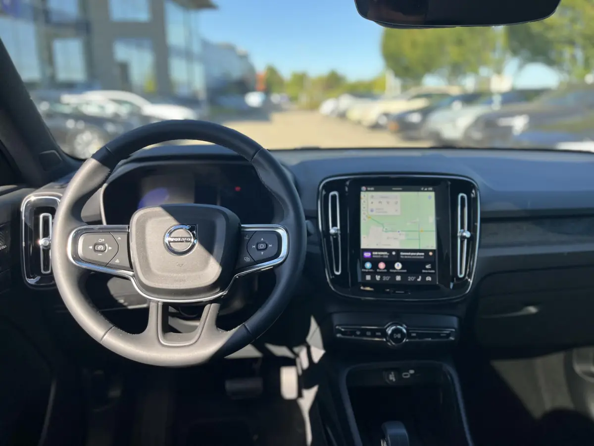Single Motor Extended Range Plus Europa | Harman/Kardon | Memory Stoelen | 82 kWh | Getinte Ramen | Panoramadak |