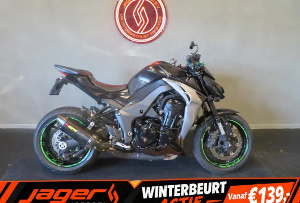 Z1000 AKRA TOPPER!