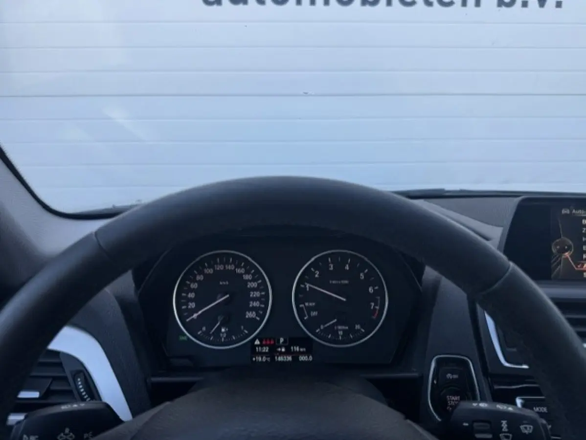 118i High Executive Sport-Schuifdak-LED-Automaat