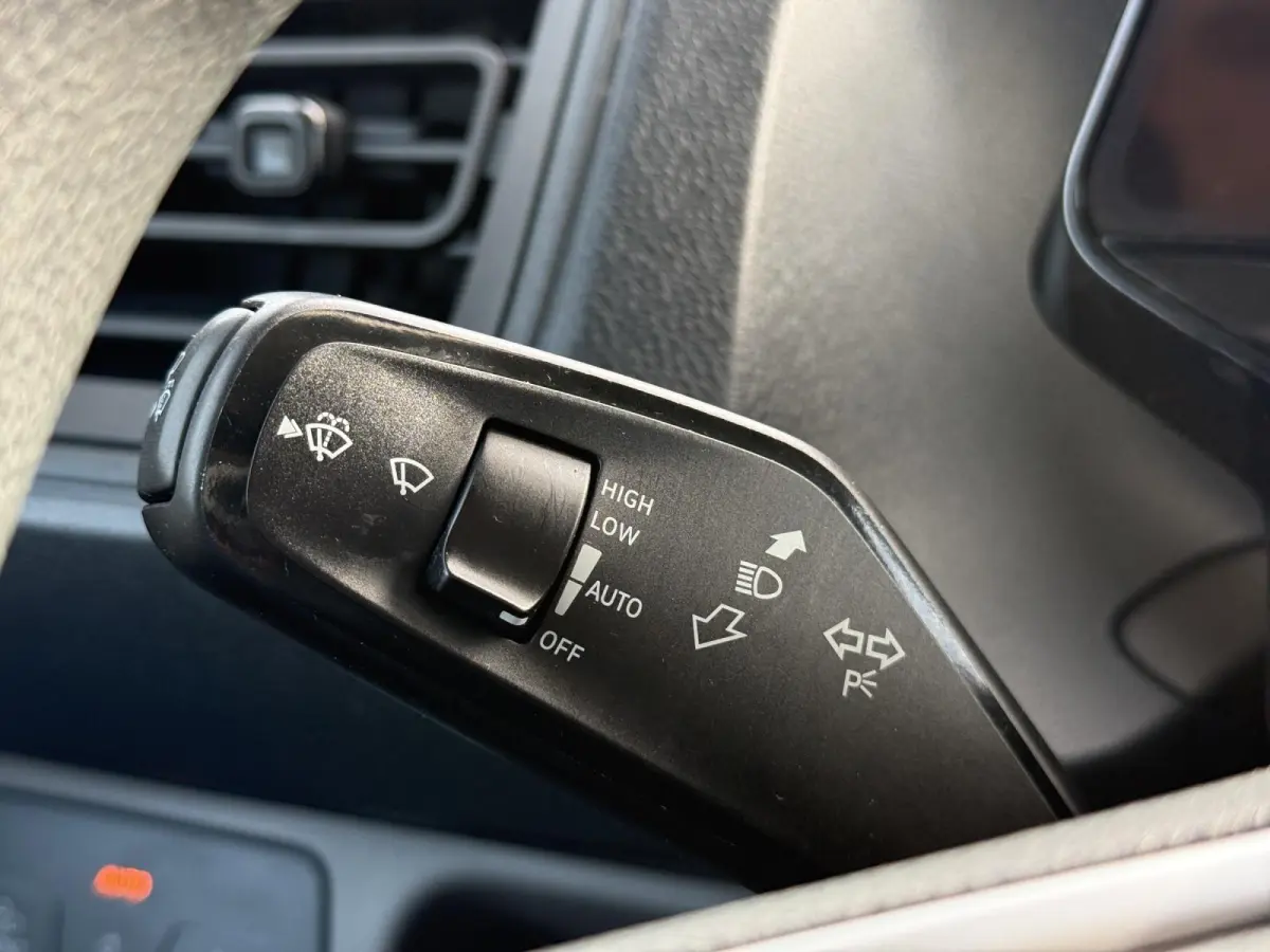 77 kWh | Led Matrix | Keyless | DAB | Achter Deuren |