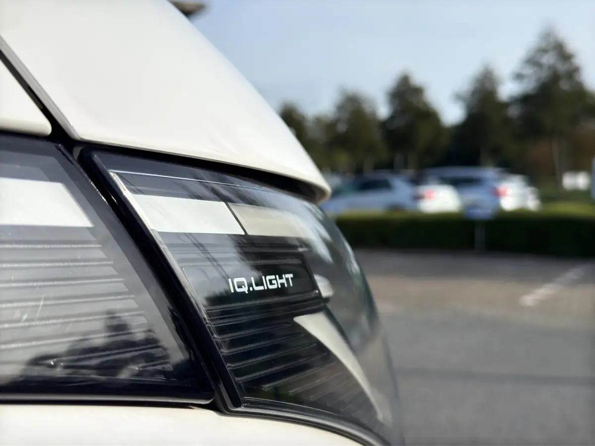 77 kWh | Led Matrix | Keyless | DAB | Achter Deuren |