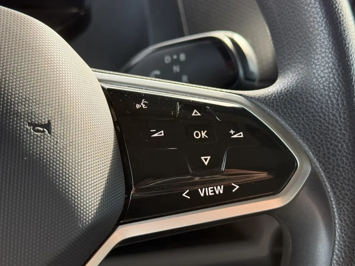 77 kWh | Led Matrix | Keyless | DAB | Achter Deuren |