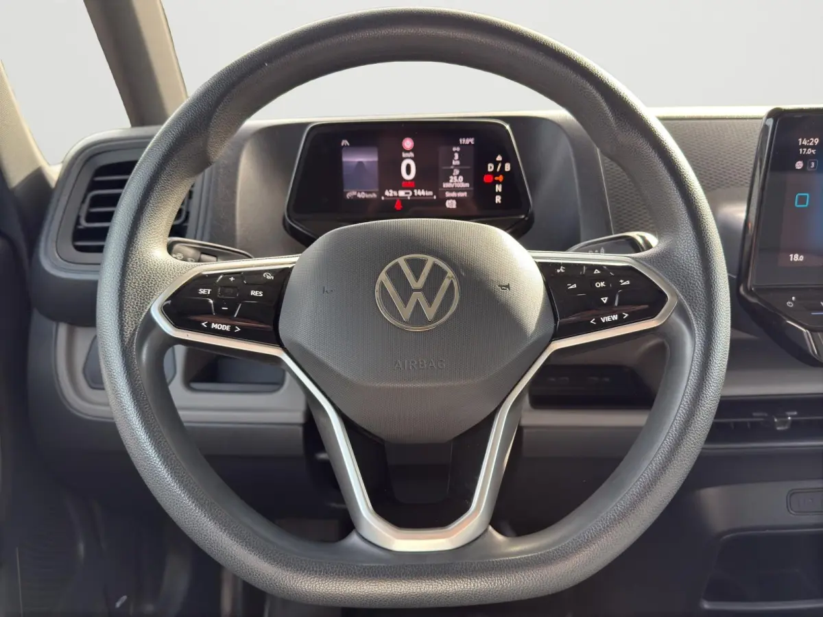 77 kWh | Led Matrix | Keyless | DAB | Achter Deuren |