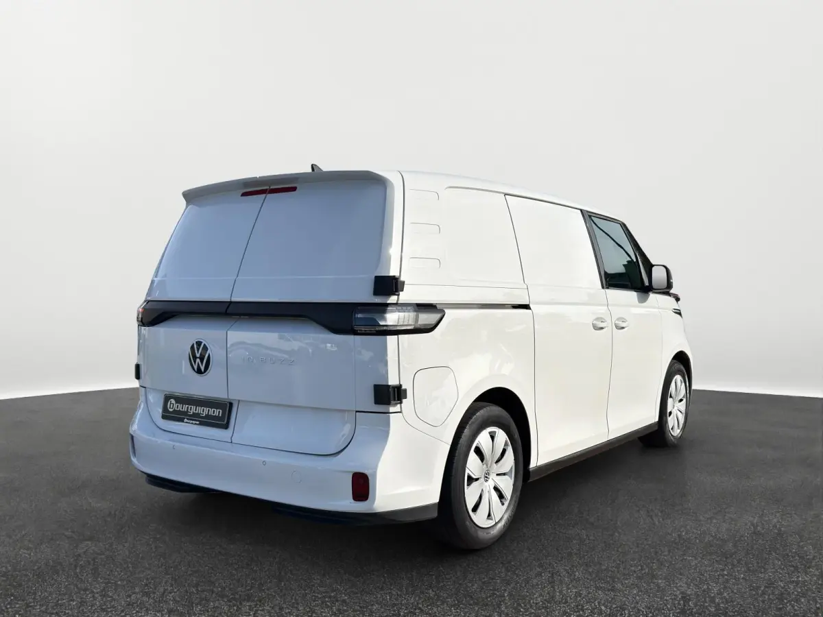 77 kWh | Led Matrix | Keyless | DAB | Achter Deuren |