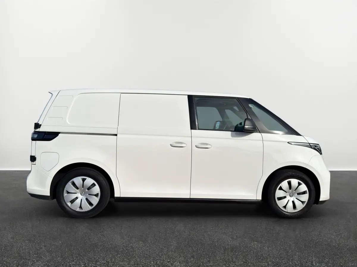 77 kWh | Led Matrix | Keyless | DAB | Achter Deuren |