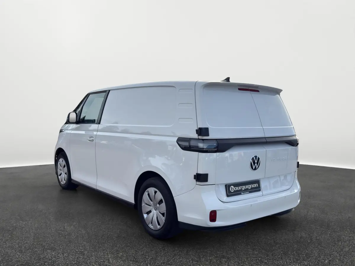 77 kWh | Led Matrix | Keyless | DAB | Achter Deuren |