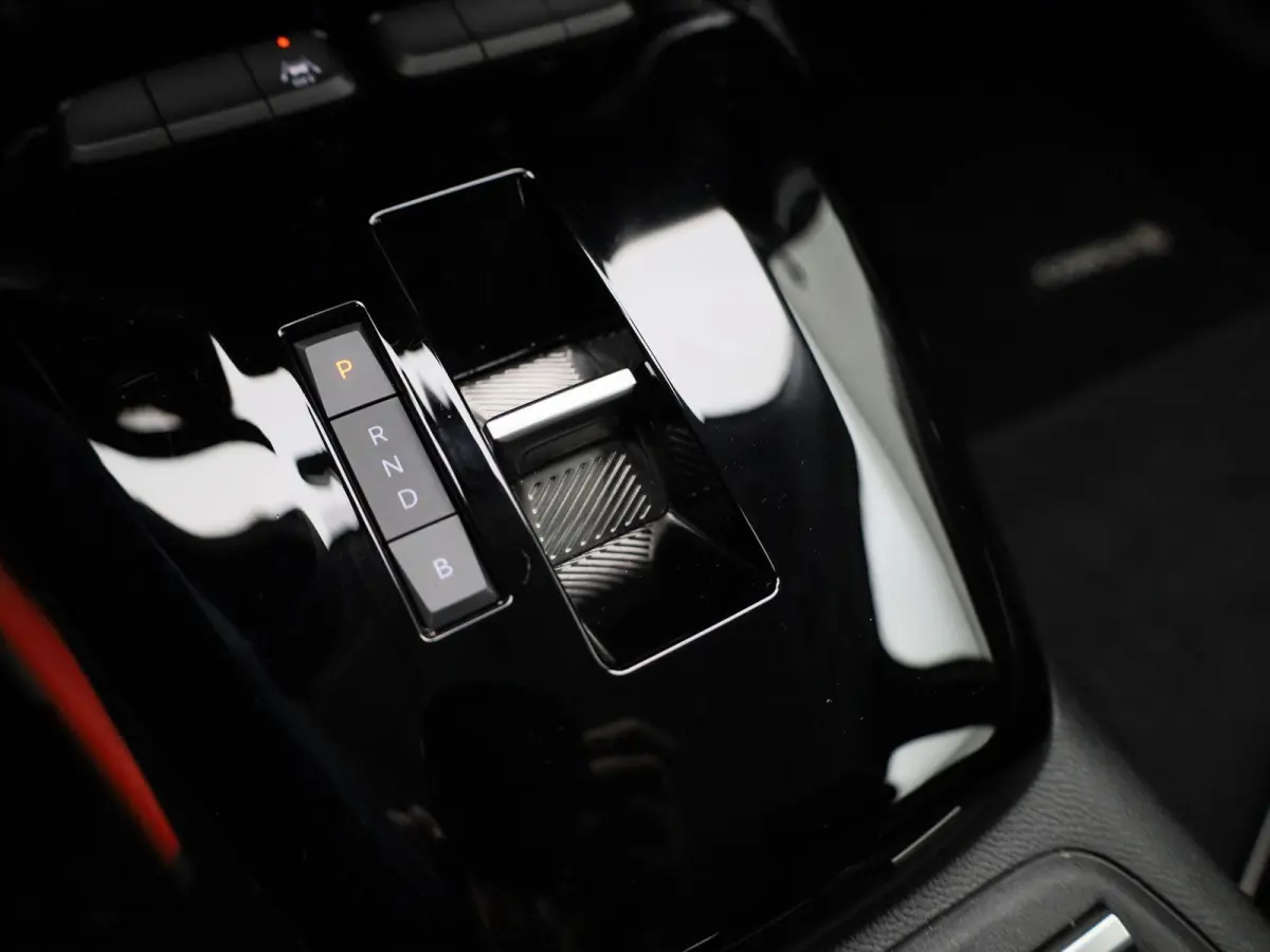 Edition 50 kWh | 136pk | SoH 93% | 3 Fase | Apple Carplay/Android auto | 43.000km | Climate Control | Cruise Control |