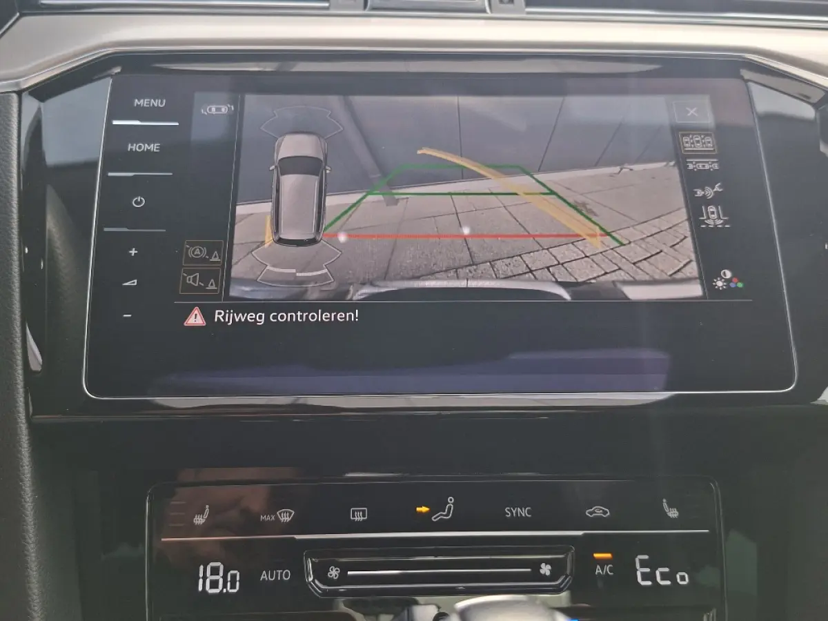 1.4 TSI PHEV GTE * Panoramadak * Elek. Achterklep * Navigatiesysteem * 18 Inch Velgen *