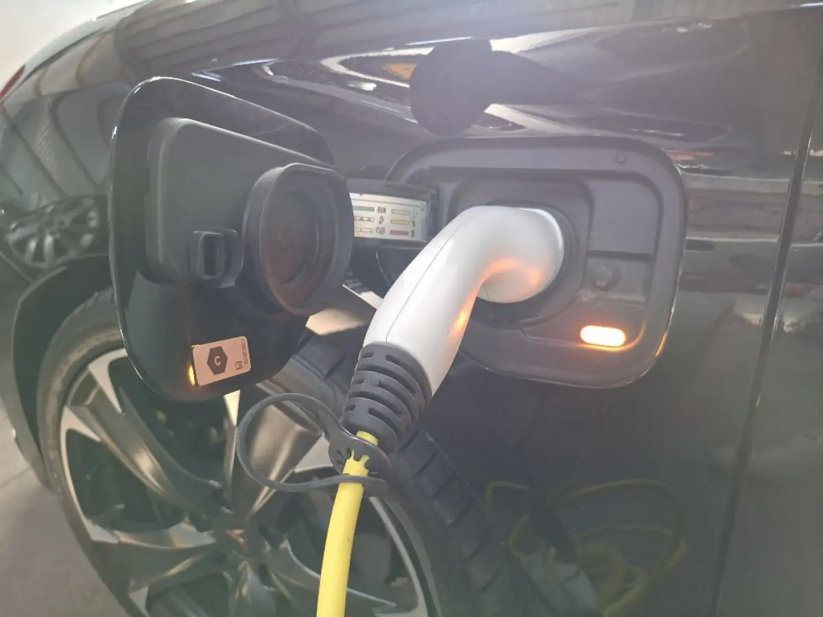 1.4 e-Hybrid PHEV 245pk VZ * Navigatiesysteem * AUTOMAAT * Stoelverwarming * Virtual Cockpit *