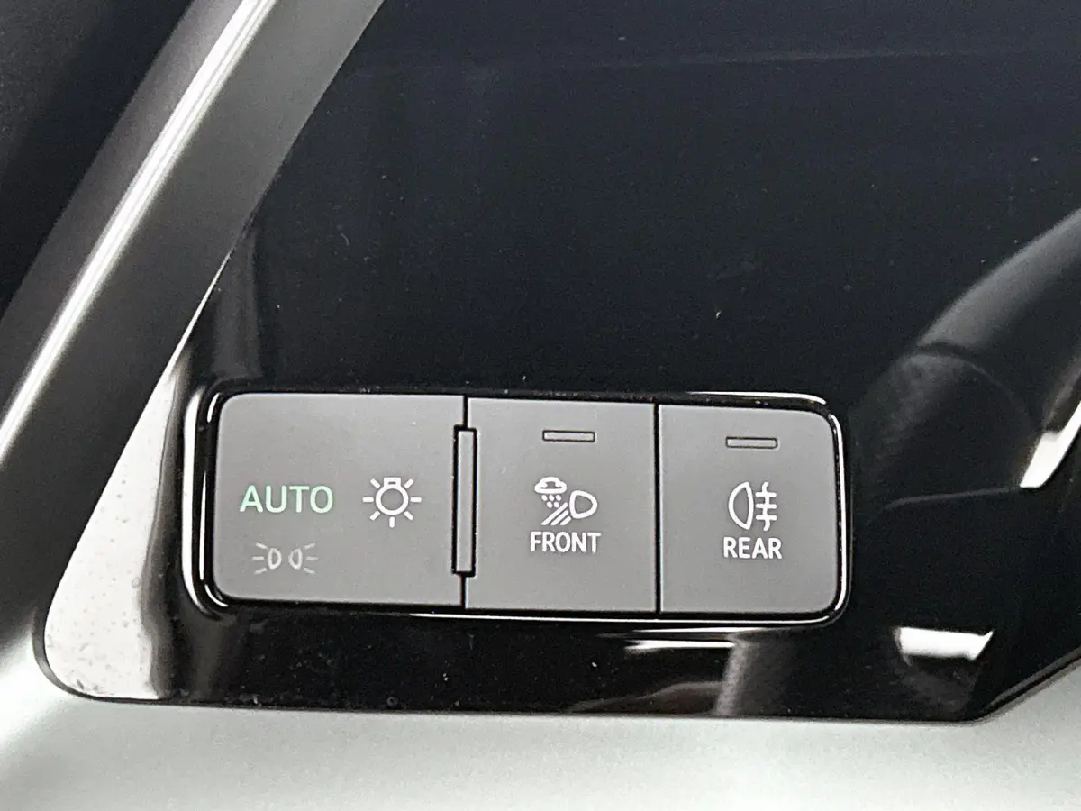 45 TFSI e S edition Competition 245 PK | S-line | Panoramadak | Cruise control | Stoelverwarming | Navigatie | Apple Carplay | Android Auto | Lichtmetalen velgen |