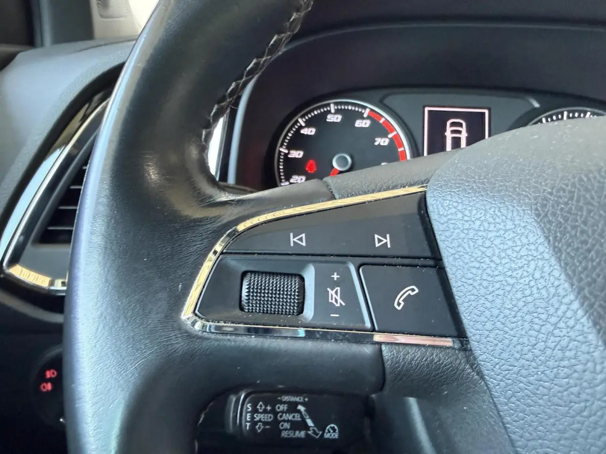 1.4 Style|CAMERA|ACC|CARPLAY|SFEERVERL|