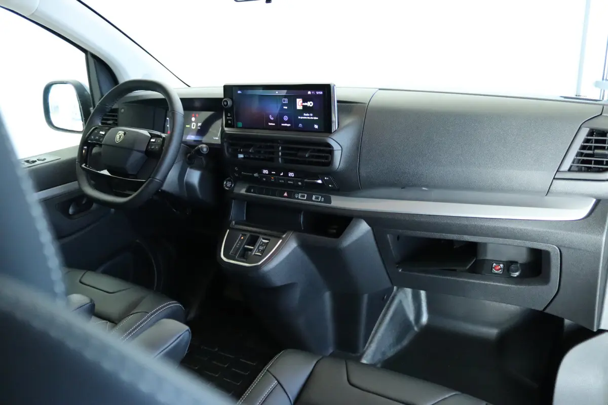 e-Expert STX Special Edition L3- electric 75 KWh | City pakket | Comfort Pakket | Driezitsbank achter zonder ISOFIX met twee neerklapbare armsteunen