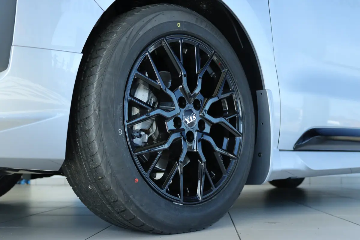e-Expert STX Special Edition L3- electric 75 KWh | City pakket | Comfort Pakket | Driezitsbank achter zonder ISOFIX met twee neerklapbare armsteunen