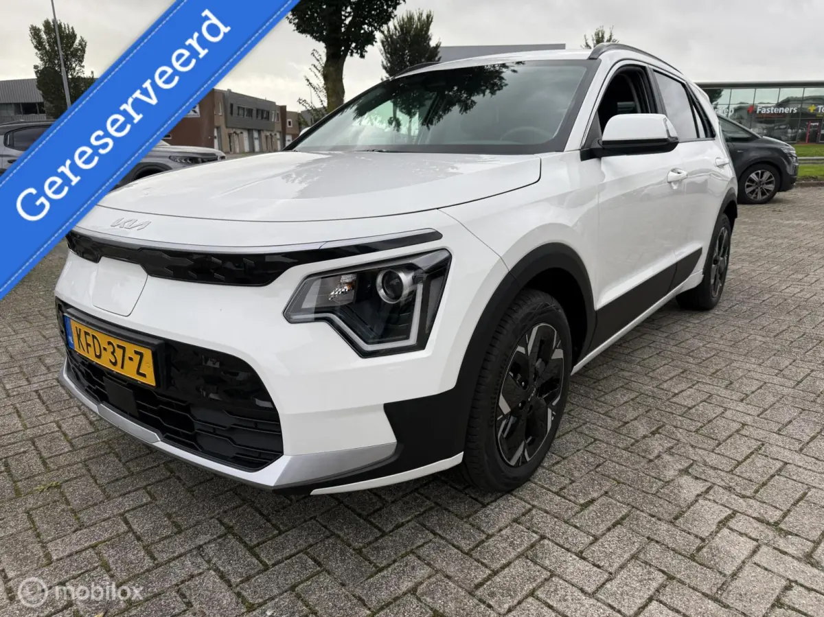 LIGHT ADVANCED 65 KWH NL AUTO