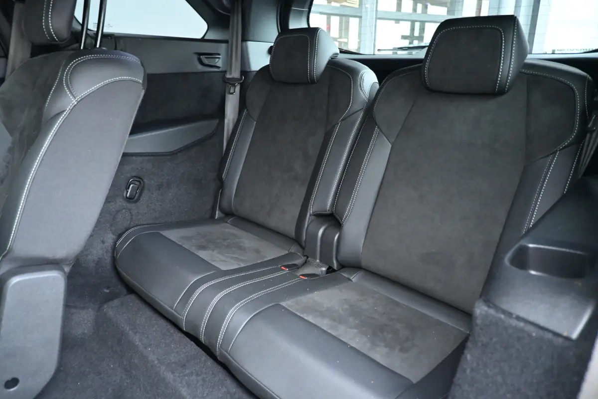 GT Avantage 73 kWh 7p Tot 8 Jaar Garantie! 98%SOH! | Elektr. Massagestoelen | Adaptive Cruise | Dodehoek-Detectie | Stuur/Stoelverwarming | 360 Camera |