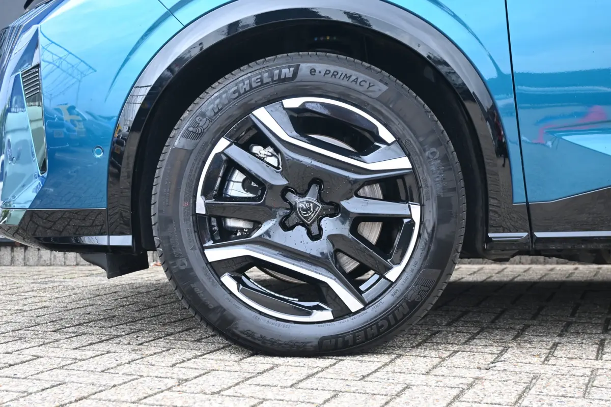 GT Avantage 73 kWh 7p Tot 8 Jaar Garantie! 98%SOH! | Elektr. Massagestoelen | Adaptive Cruise | Dodehoek-Detectie | Stuur/Stoelverwarming | 360 Camera |