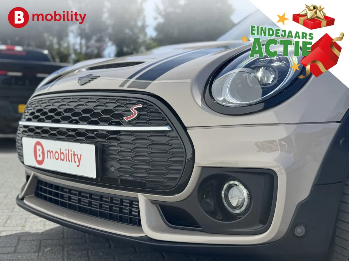 2.0 Cooper S JCW Trim Final Edition 179Pk Automaat | Panoramadak | Head-Up Display | Achteruitrijcamera | Harman/Kardon Sound System | DAB