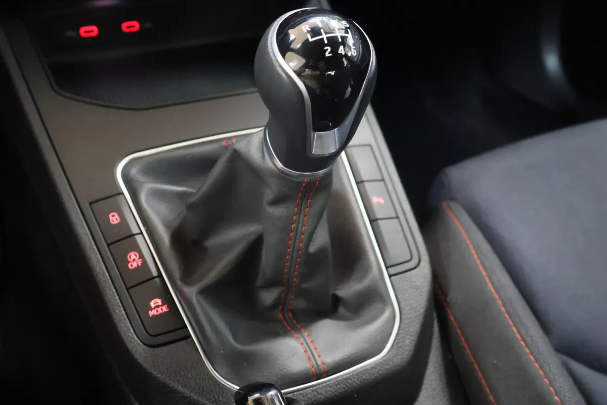 FR 1.0 TSI 110 PK ! 2022 - 51.452 Km. Stoer!!!