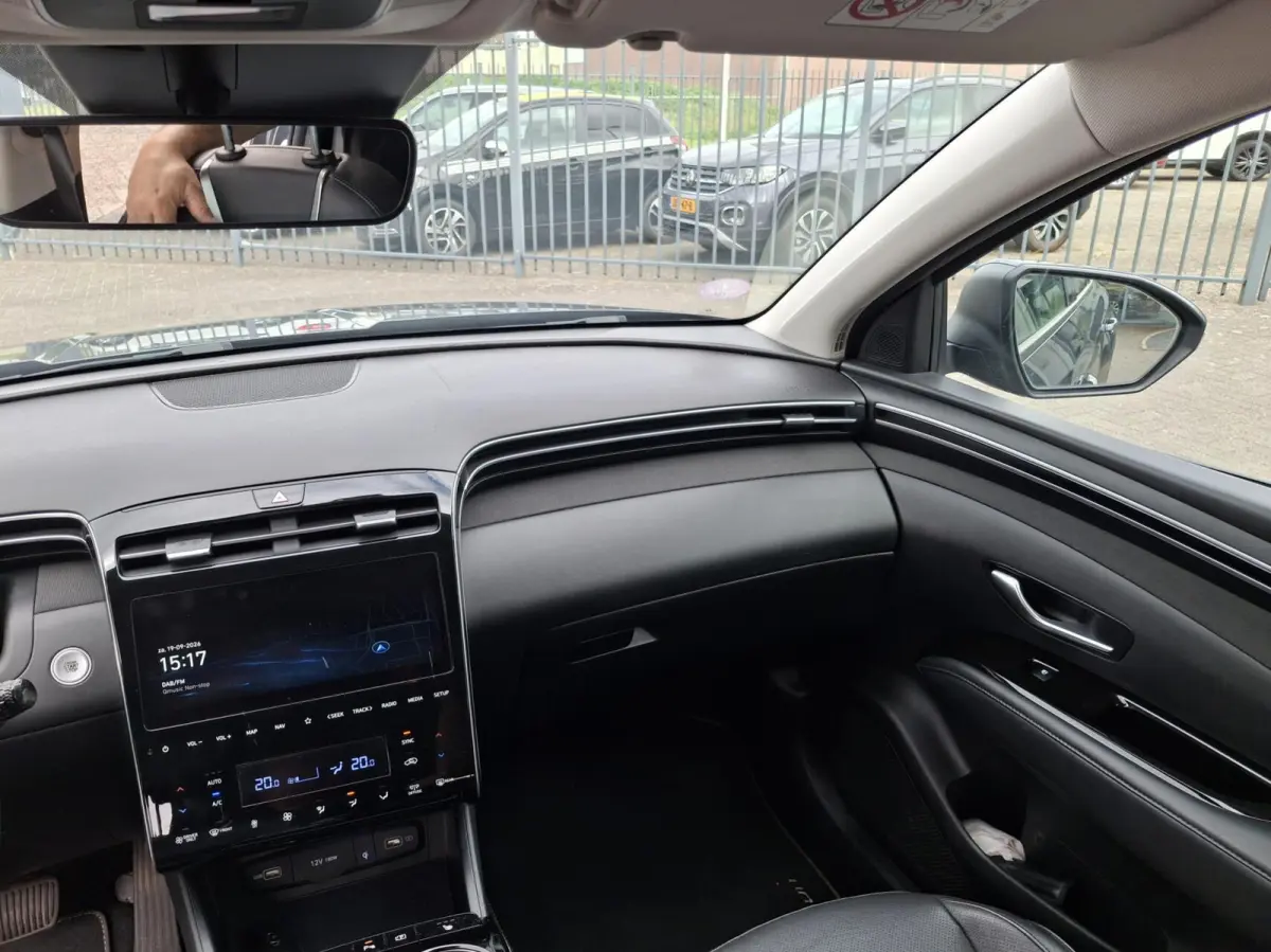 1.6 T-GDI HEV Premium leder camera navi carplay