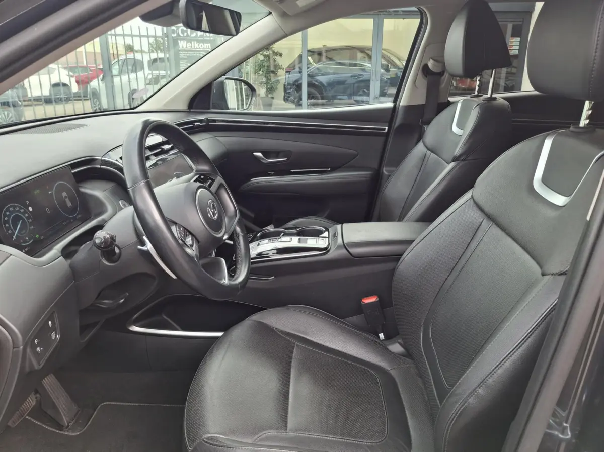 1.6 T-GDI HEV Premium leder camera navi carplay