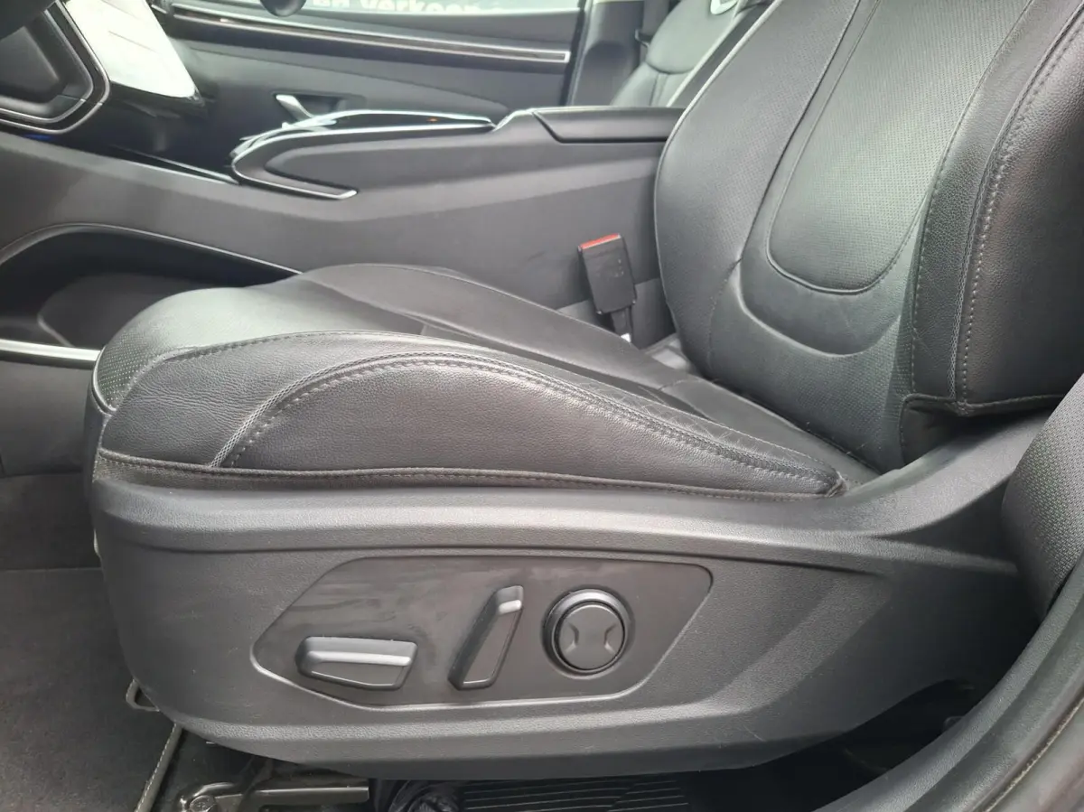 1.6 T-GDI HEV Premium leder camera navi carplay