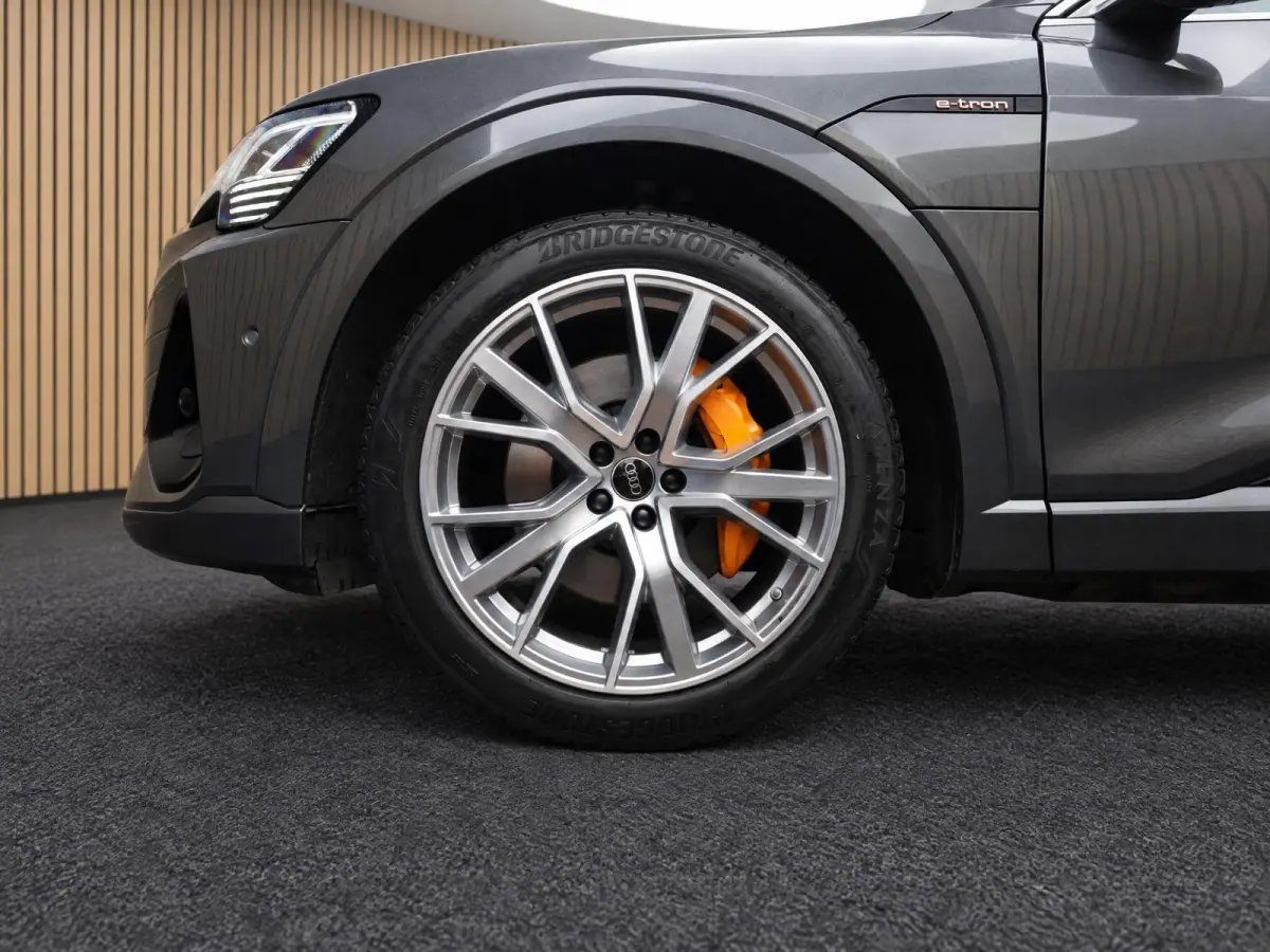 55 quattro Advanced S Line 95 kWh |Pano |Head-Up |Stoelverw. |B&O |Memory