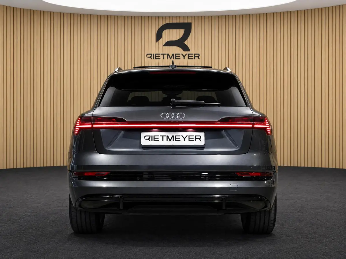 55 quattro Advanced S Line 95 kWh |Pano |Head-Up |Stoelverw. |B&O |Memory
