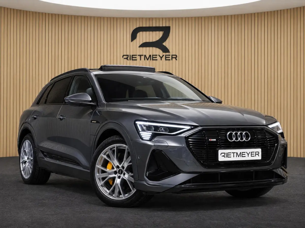 55 quattro Advanced S Line 95 kWh |Pano |Head-Up |Stoelverw. |B&O |Memory