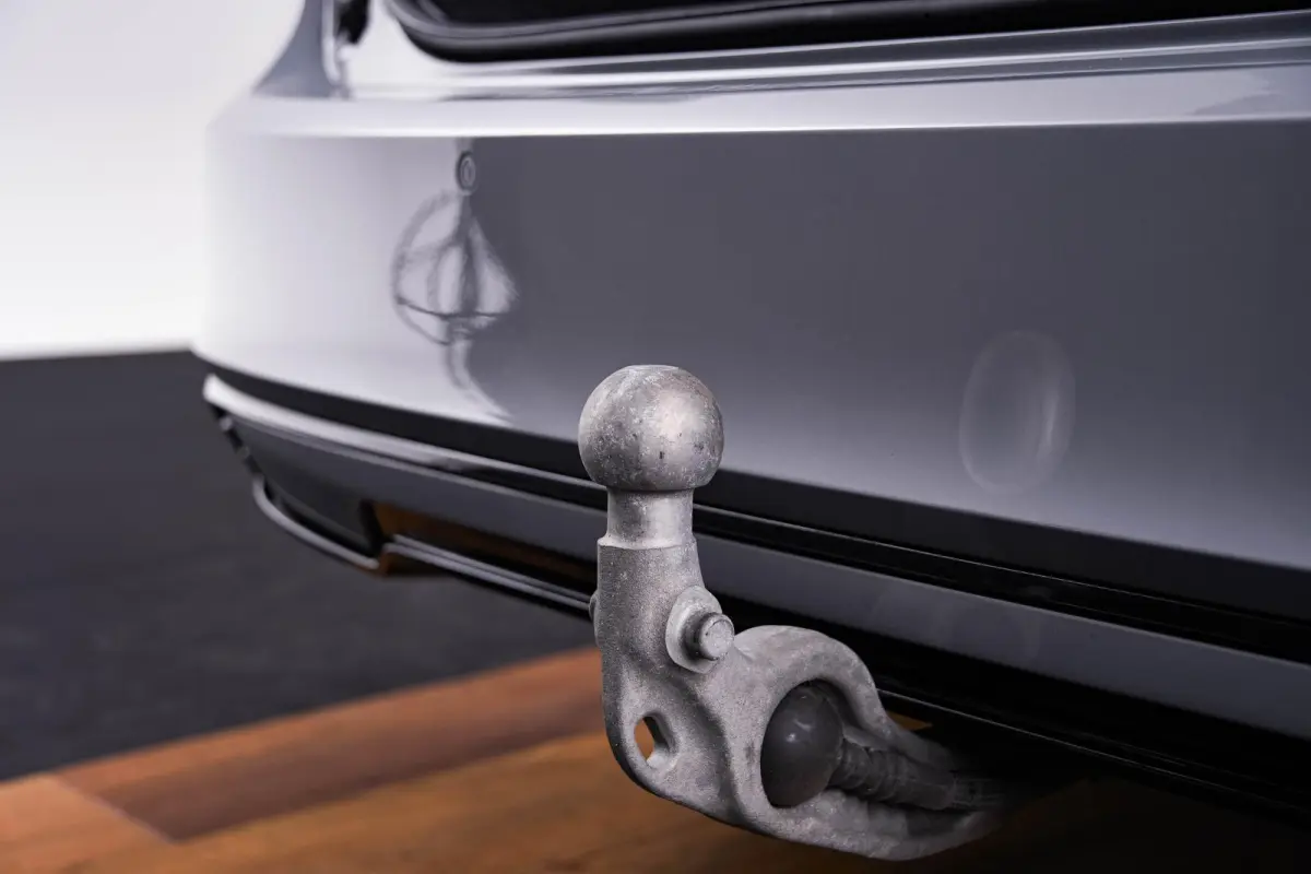 2.0 T6 Plug-in hybrid AWD Plus Dark Trekhaak - Adaptieve Cruise Control - Harman Kardon - Stoelverwarming voor/achter - Full-LED Active High Beam koplampen - Pilot Assist -