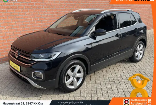 1.0 TSI 110pk DSG Style Navigatie Apple Carplay / Android Auto Camera Parkeer sensoren Dab Winterpakket Digitale Cockpit