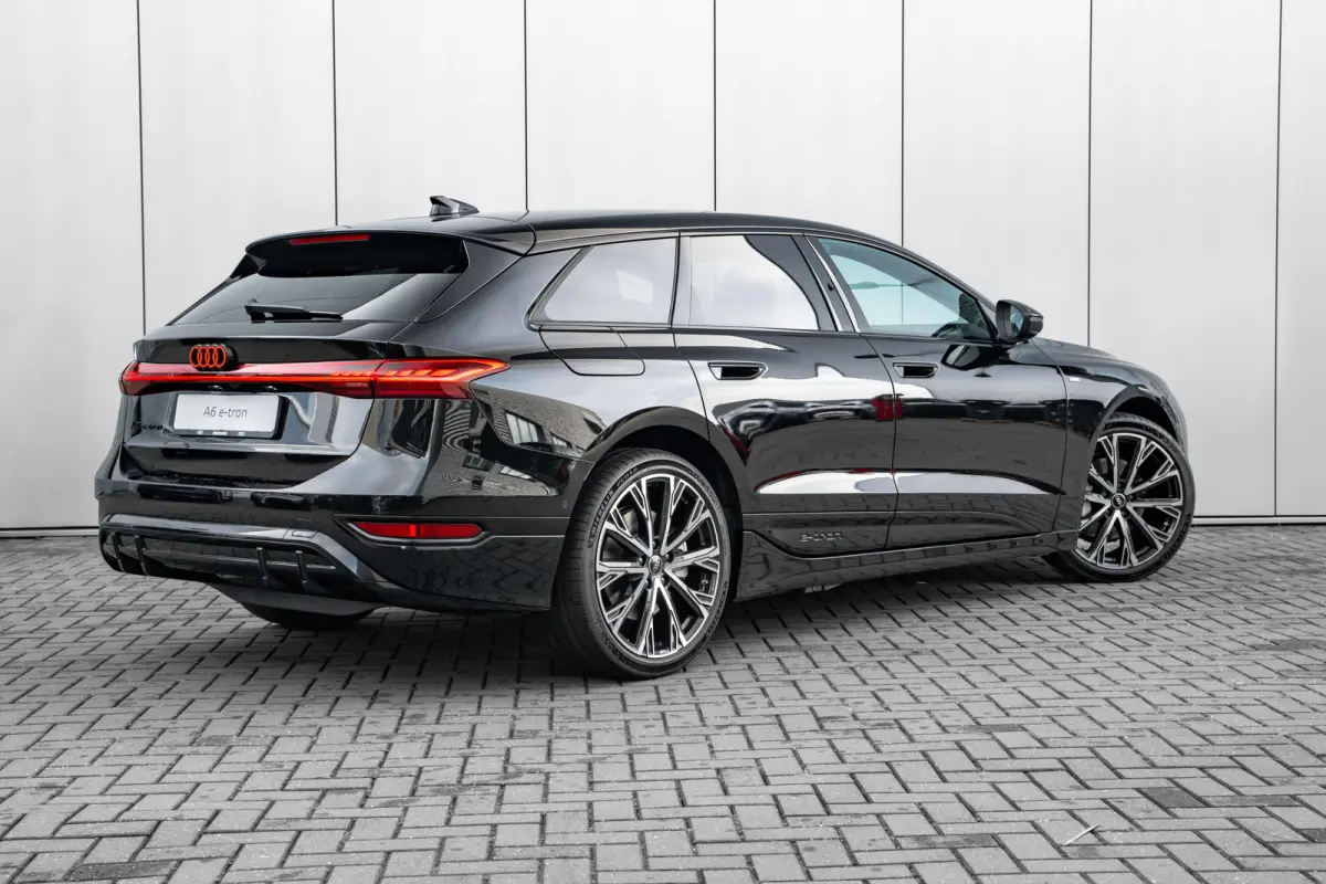 S edition | Audi smartphone interface | Comfortsleutel | Elektrisch instelbare voorstoelen