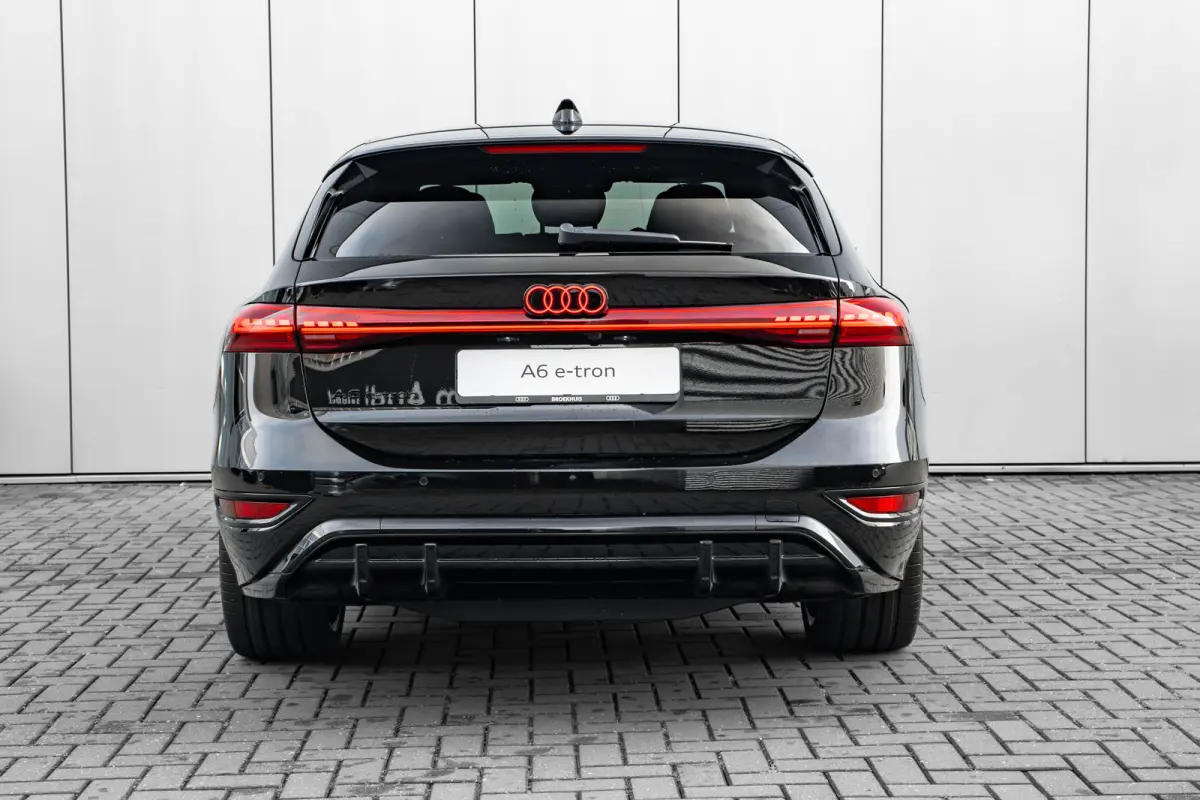 S edition | Audi smartphone interface | Comfortsleutel | Elektrisch instelbare voorstoelen
