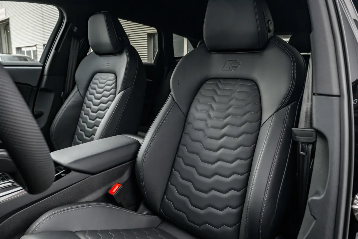 S edition | Audi smartphone interface | Comfortsleutel | Elektrisch instelbare voorstoelen