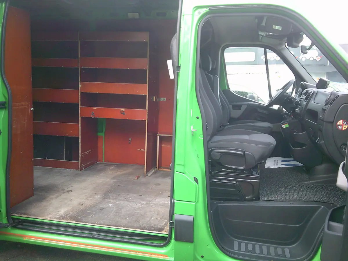 T35 2.3 dCi L2H2 VOOORZIEN VAN AIRCO+CRUISE+TREKHAAK !!