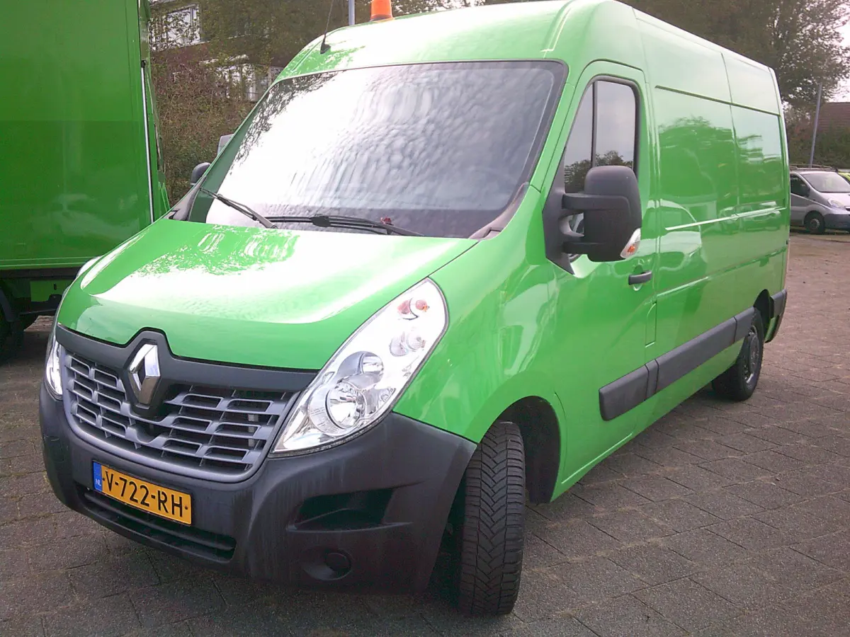 T35 2.3 dCi L2H2 VOOORZIEN VAN AIRCO+CRUISE+TREKHAAK !!