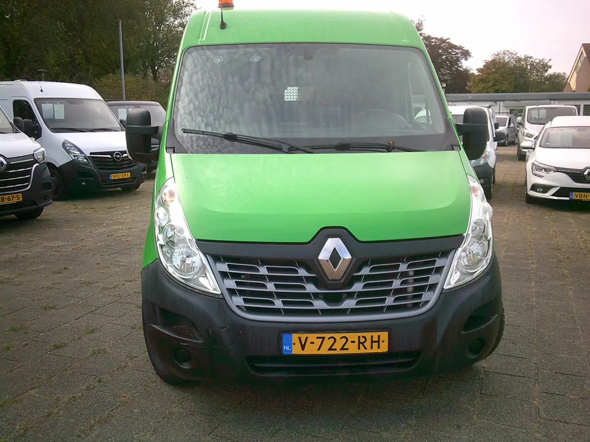 T35 2.3 dCi L2H2 VOOORZIEN VAN AIRCO+CRUISE+TREKHAAK !!
