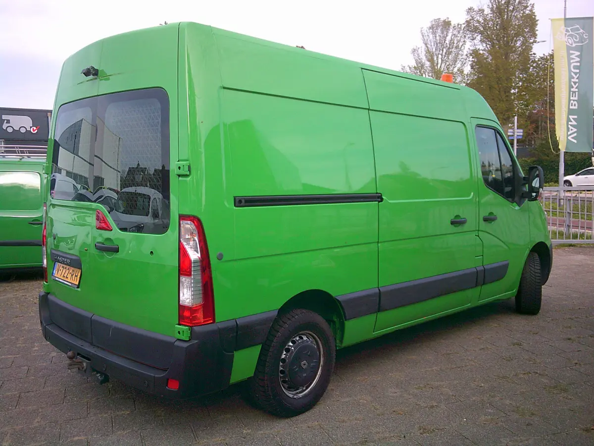 T35 2.3 dCi L2H2 VOOORZIEN VAN AIRCO+CRUISE+TREKHAAK !!