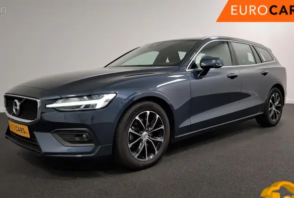 2.0 B4 197 pk Automaat Momentum Pro Navigatie Climate control Adaptive cruise Control Led DAB Electrisch bedienbare achterklep Parkeer sensoren