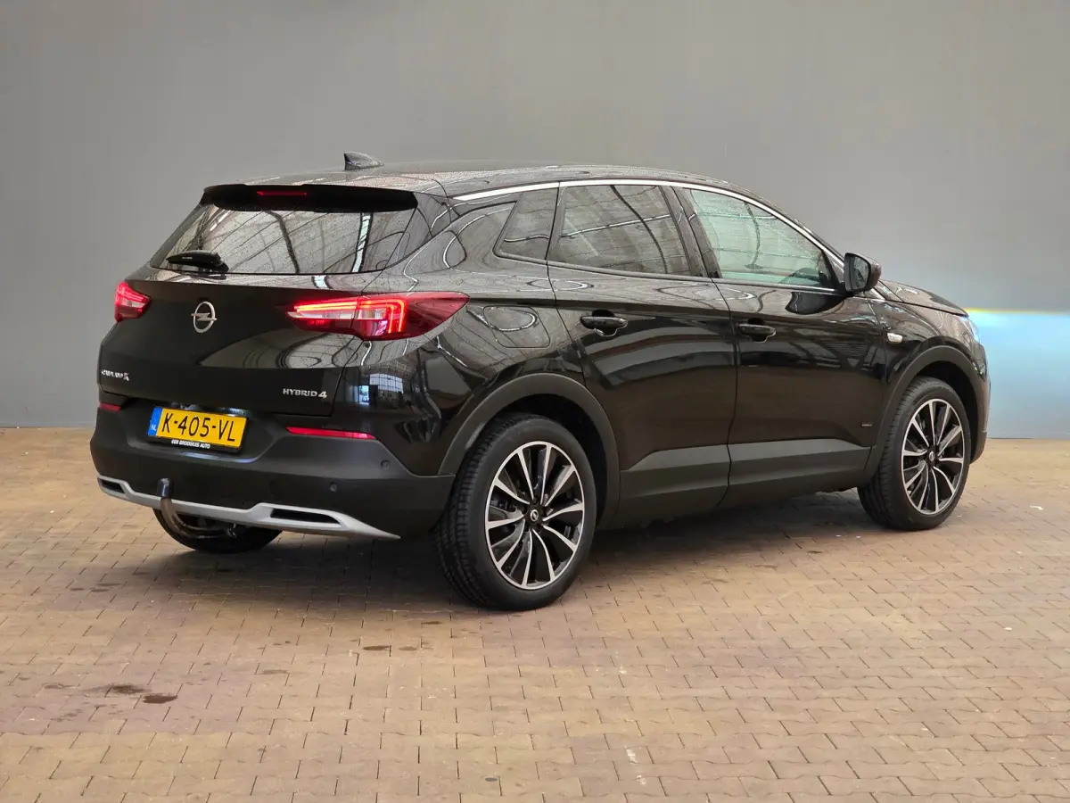 1.6 Turbo Hybrid4 Business Elegance 300pk! | Afneembare Trekhaak | Camera Rondom | AGR-Stoelen | Leder/Stof | Carplay | Parkeersensoren | Achteruitrij Camera | Apple Carplay/Android Auto|tel
