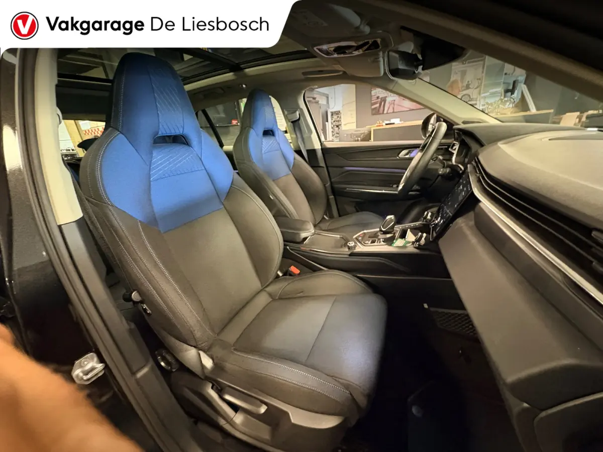 1.5 / pano / navi / camera / Infinity / memory / elec klep / Apple Android carplay