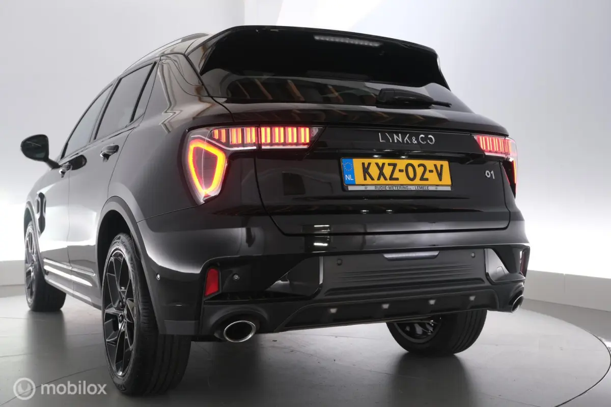 1.5 PHEV Black Style|Zwarte hemel|rolhoes|pano|lmv20
