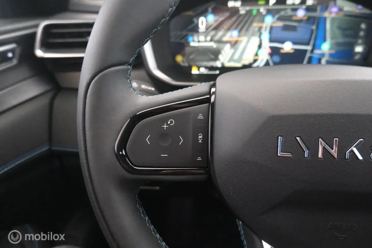 1.5 PHEV Black Style|Zwarte hemel|rolhoes|pano|lmv20