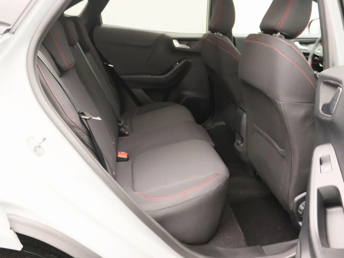 1.0 EcoBoost ST-Line | UIT VOORRAAD LEVERBAAR | Winter Pack | Keyless entry | Elektrische achterklep |