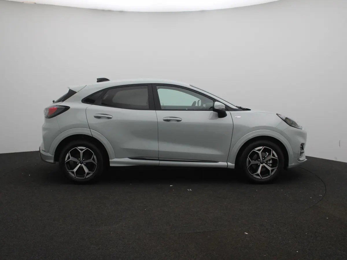 1.0 EcoBoost ST-Line | UIT VOORRAAD LEVERBAAR | Winter Pack | Keyless entry | Elektrische achterklep |