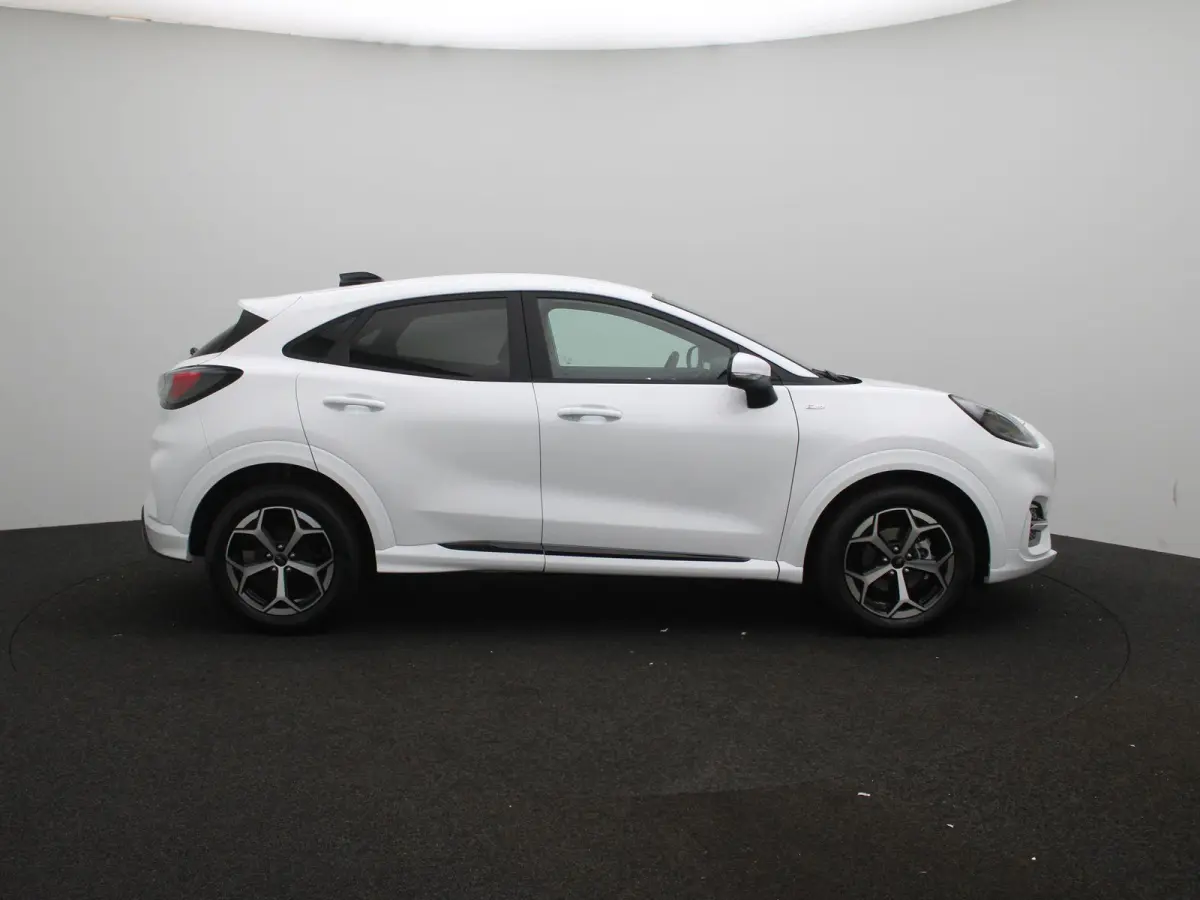 1.0 EcoBoost ST-Line | UIT VOORRAAD LEVERBAAR | Winter Pack | Keyless Entry | Elektrische achterklep |