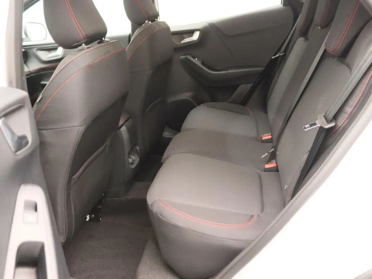 1.0 EcoBoost ST-Line | UIT VOORRAAD LEVERBAAR | Winter Pack | Keyless Entry | Elektrische achterklep |