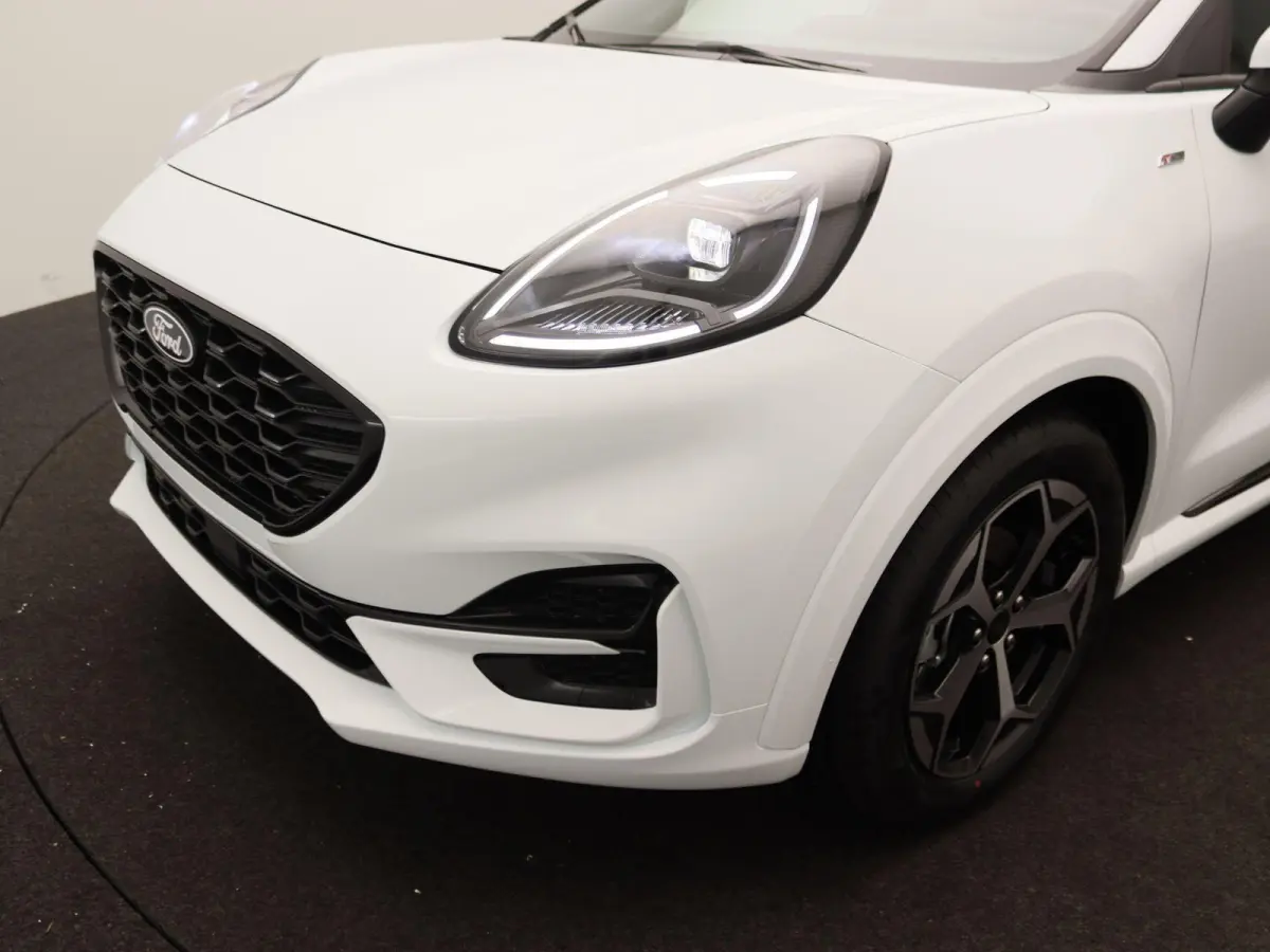 1.0 EcoBoost ST-Line | UIT VOORRAAD LEVERBAAR | Winter Pack | Keyless Entry | Elektrische achterklep |